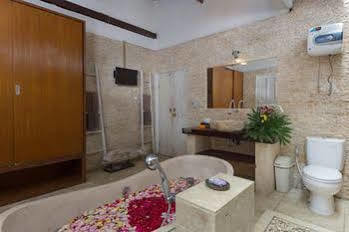 Villa Dewi *